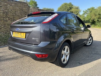 Used Ford Focus 2010 for sale - 79198462: Photo