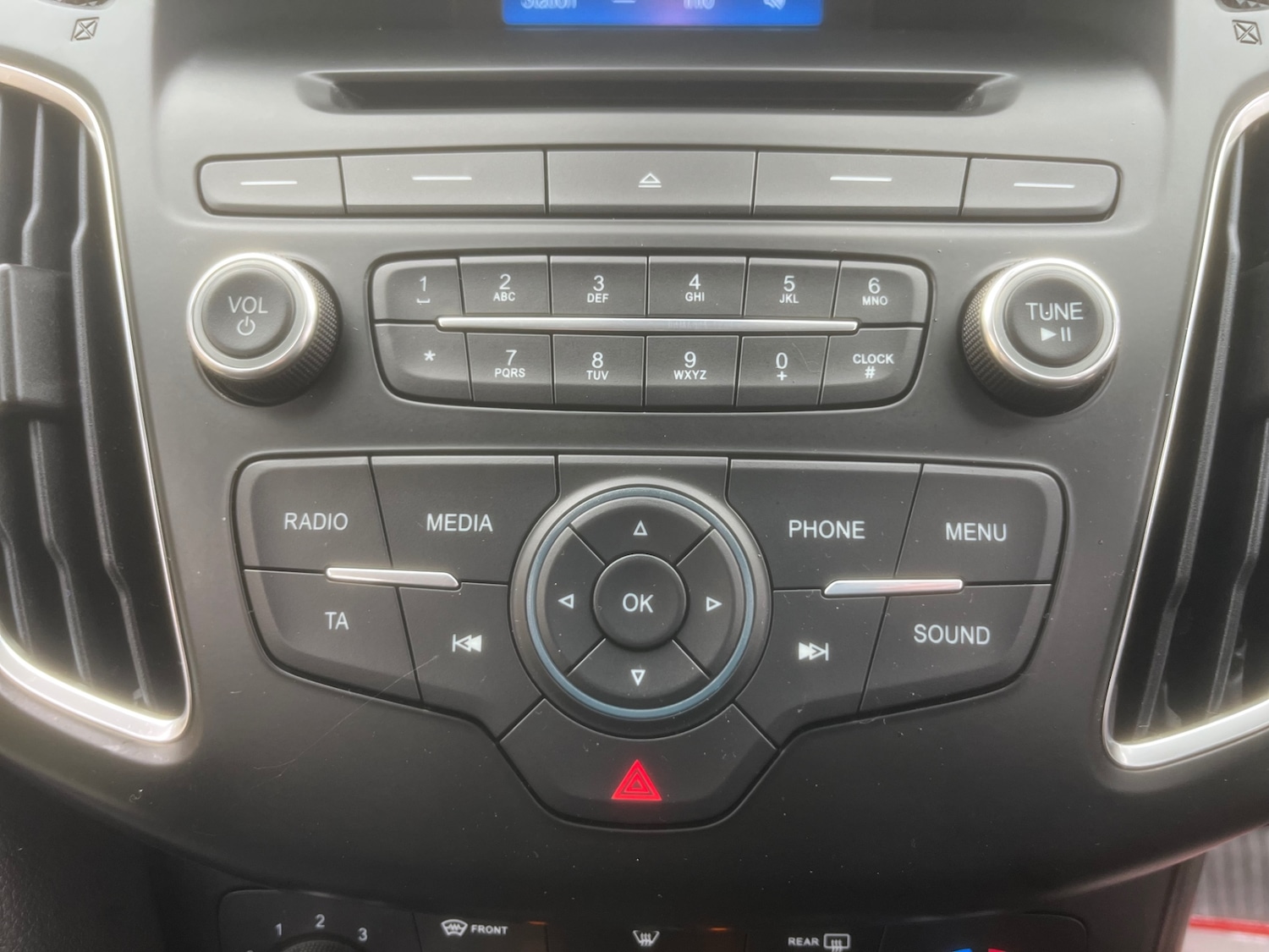 Used Ford Focus 2015 for sale - 76281695: Photo 19