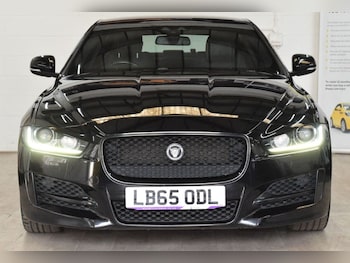 Used Jaguar XE 2016 for sale - 79506511: Photo