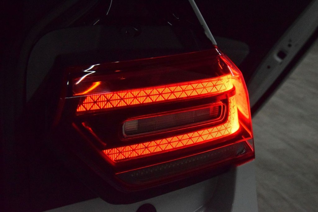 Used Volkswagen ID.3 2020 for sale - 78172032: Photo 33