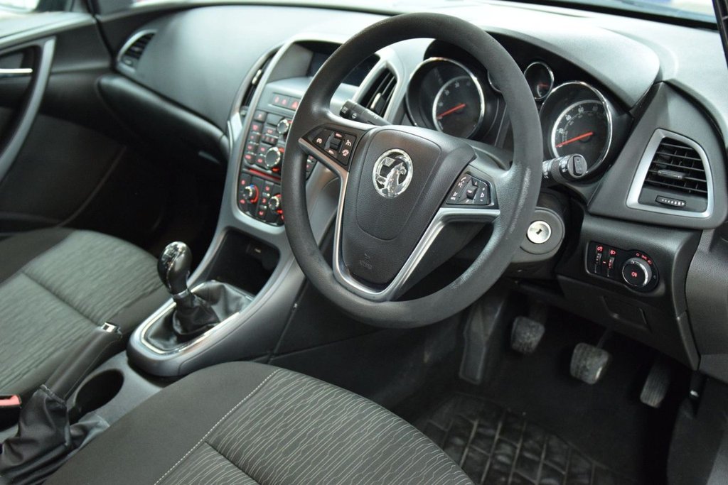 Used Vauxhall Astra 2015 for sale - 78172033: Photo 25