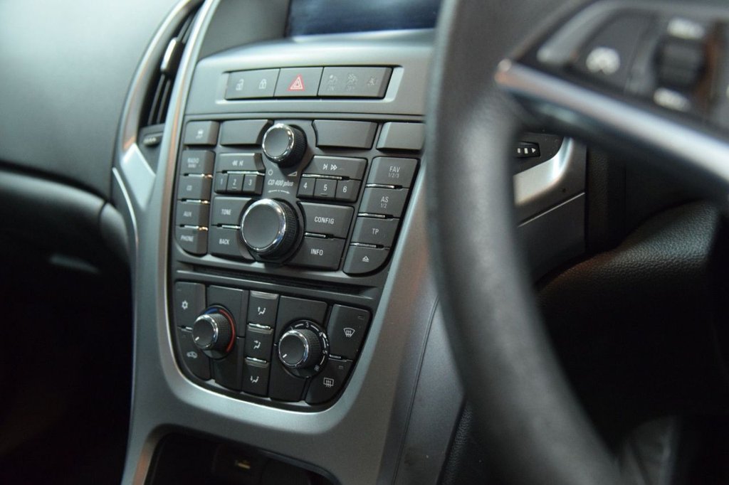 Used Vauxhall Astra 2015 for sale - 78172033: Photo 32