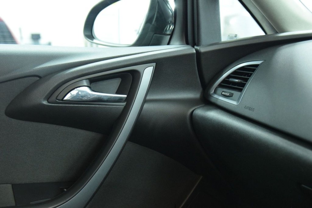 Used Vauxhall Astra 2015 for sale - 78172033: Photo 33