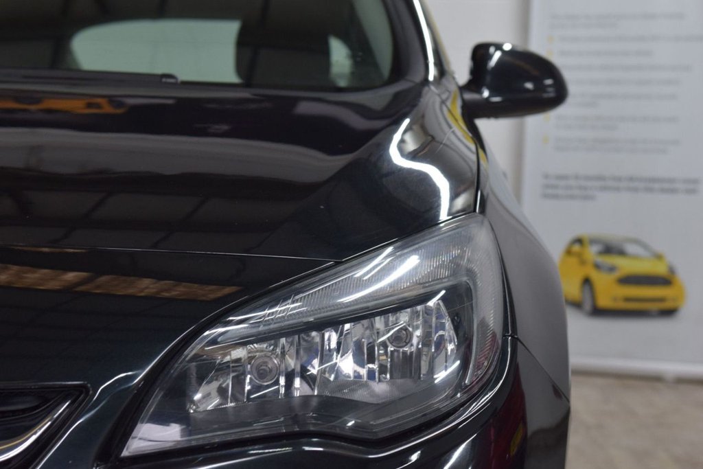 Used Vauxhall Astra 2015 for sale - 78172033: Photo 8