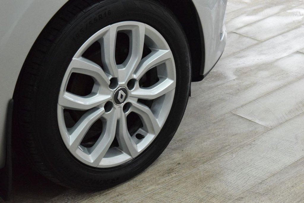 Used Renault Clio 2022 for sale - 77835631: Photo 12