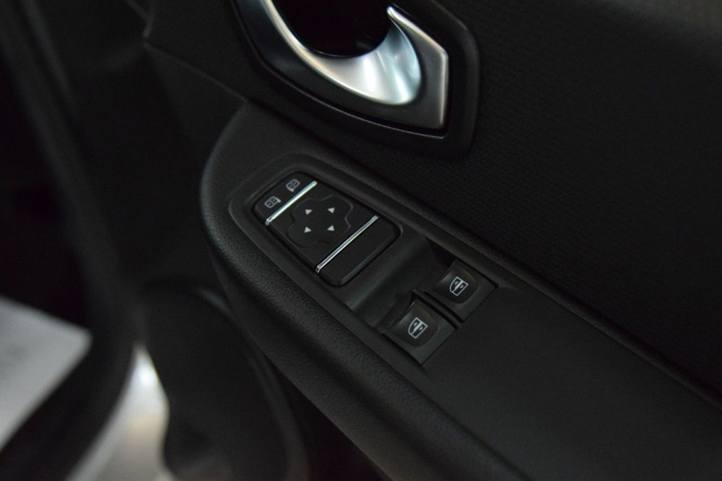 Used Renault Clio 2022 for sale - 77835631: Photo 21