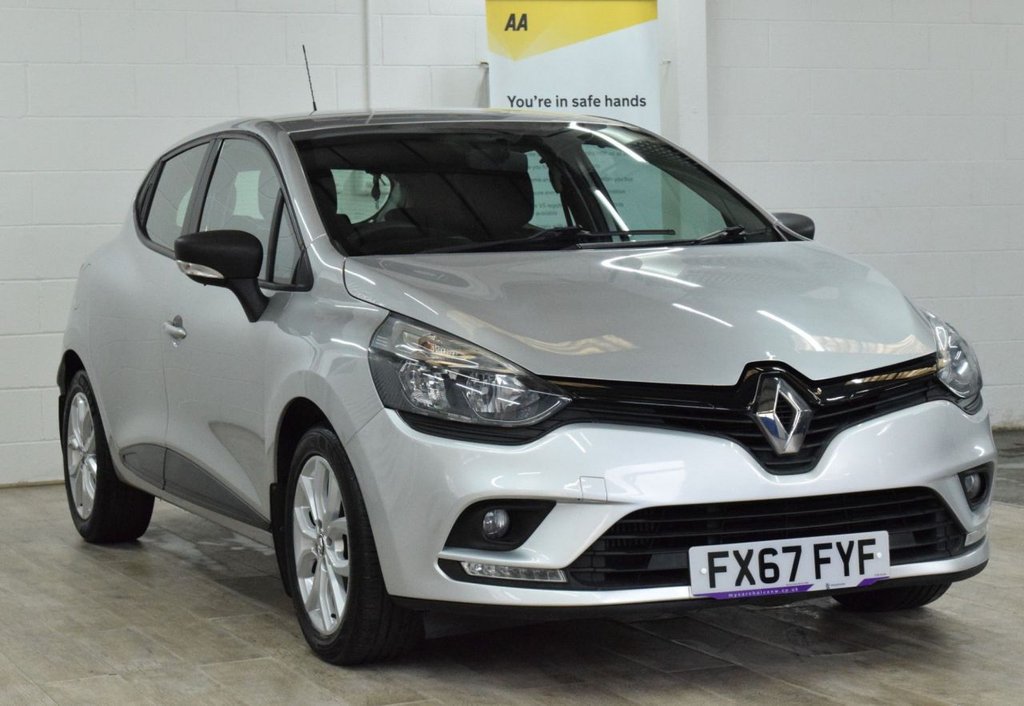Used Renault Clio 2022 for sale - 77835631: Photo 4