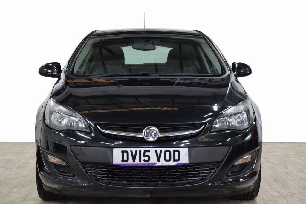 Used Vauxhall Astra 2015 for sale - 77355630: Photo 3