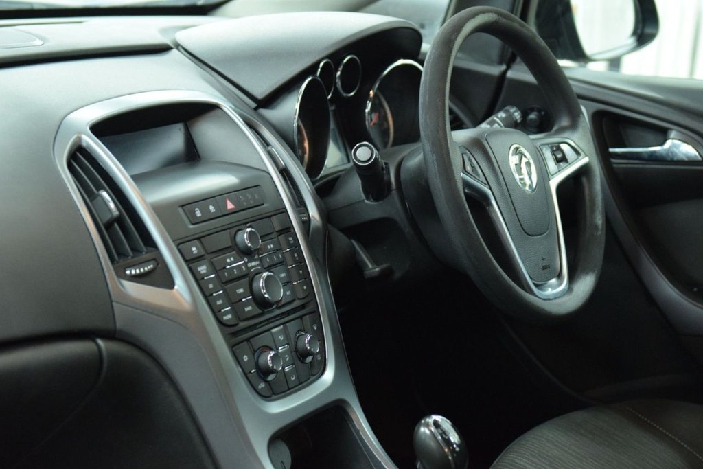 Used Vauxhall Astra 2015 for sale - 77355630: Photo 37