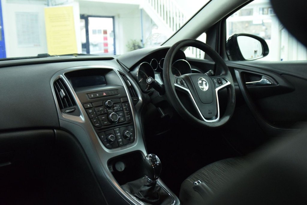 Used Vauxhall Astra 2015 for sale - 77355630: Photo 50