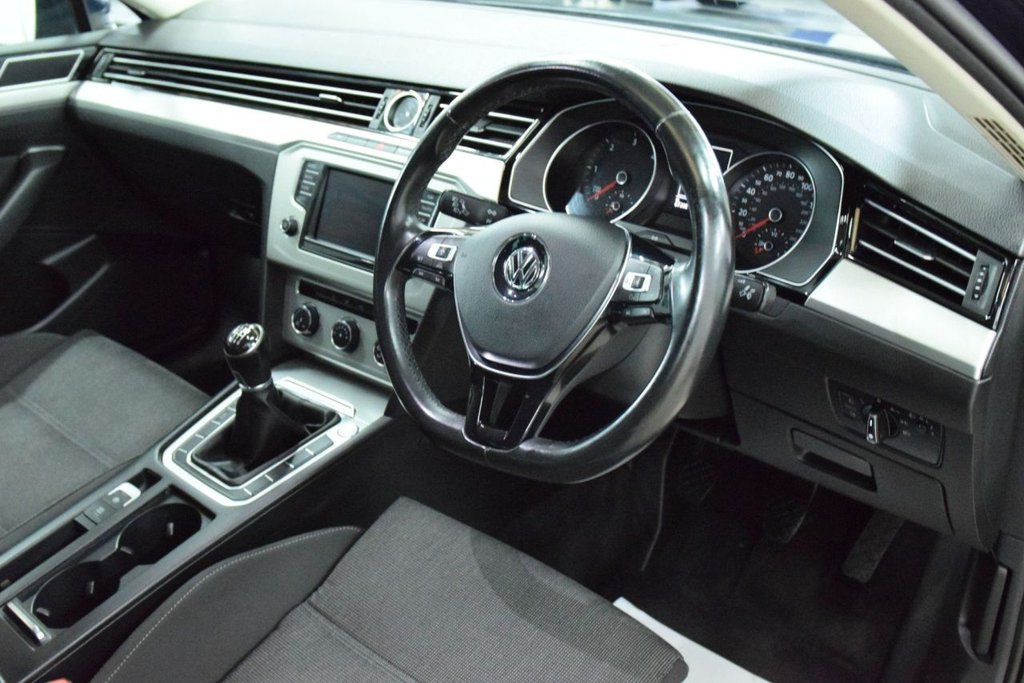 Used Volkswagen Passat 2016 for sale - 77335829: Photo 16