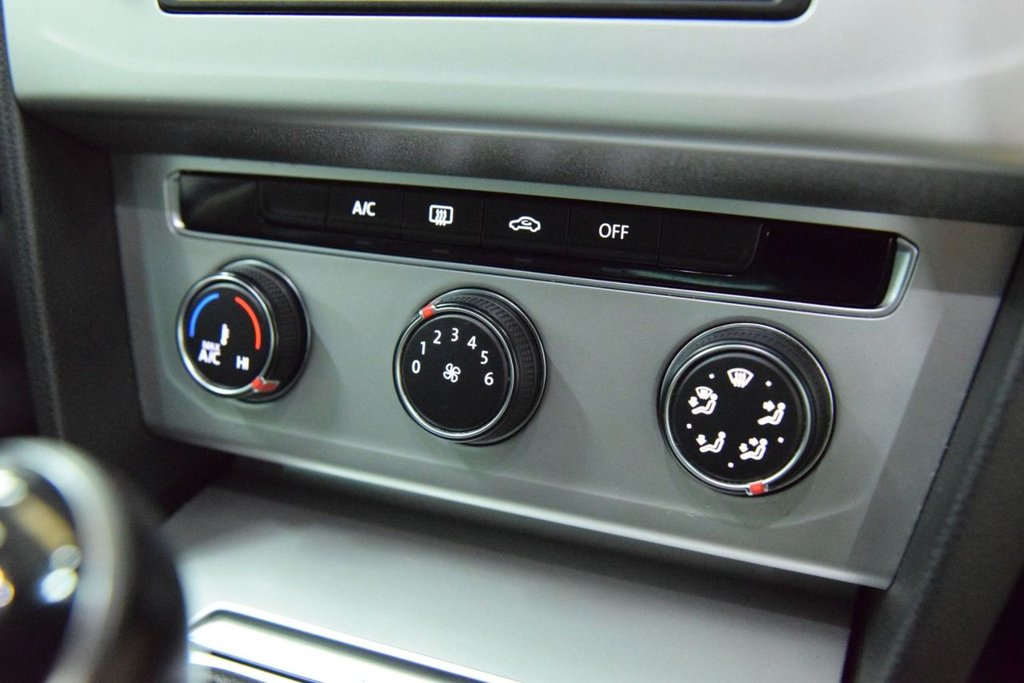 Used Volkswagen Passat 2016 for sale - 77335829: Photo 25