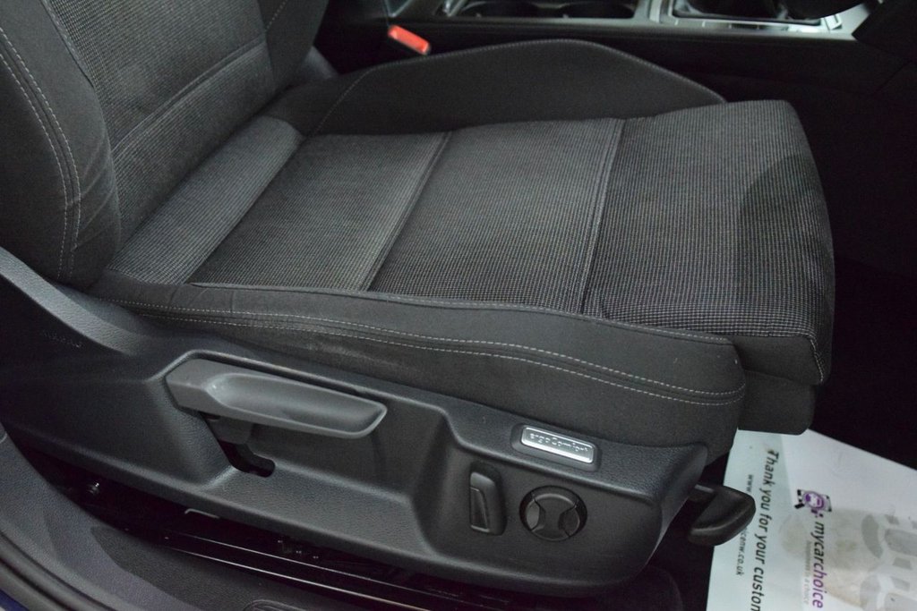 Used Volkswagen Passat 2016 for sale - 77335829: Photo 31