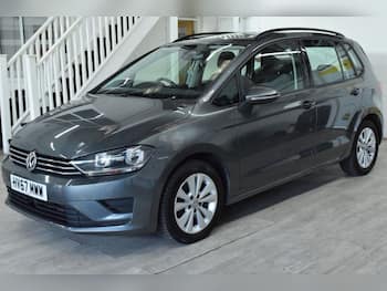 Used Volkswagen Golf SV 2017 for sale - 79749256: Photo