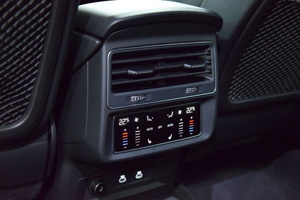 Used Audi Q7 2023 for sale - 77335830: Photo 32