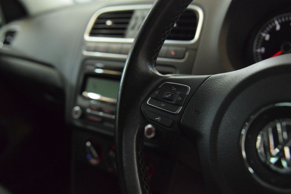 Used Volkswagen Polo 2010 for sale - 78172047: Photo 25