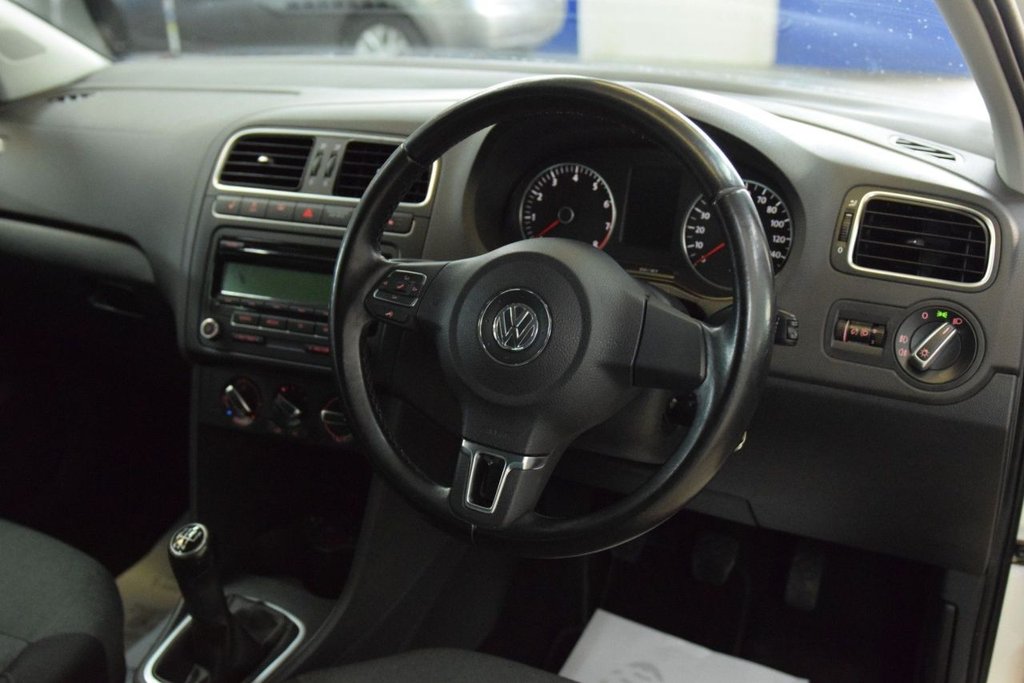 Used Volkswagen Polo 2010 for sale - 78172047: Photo 28