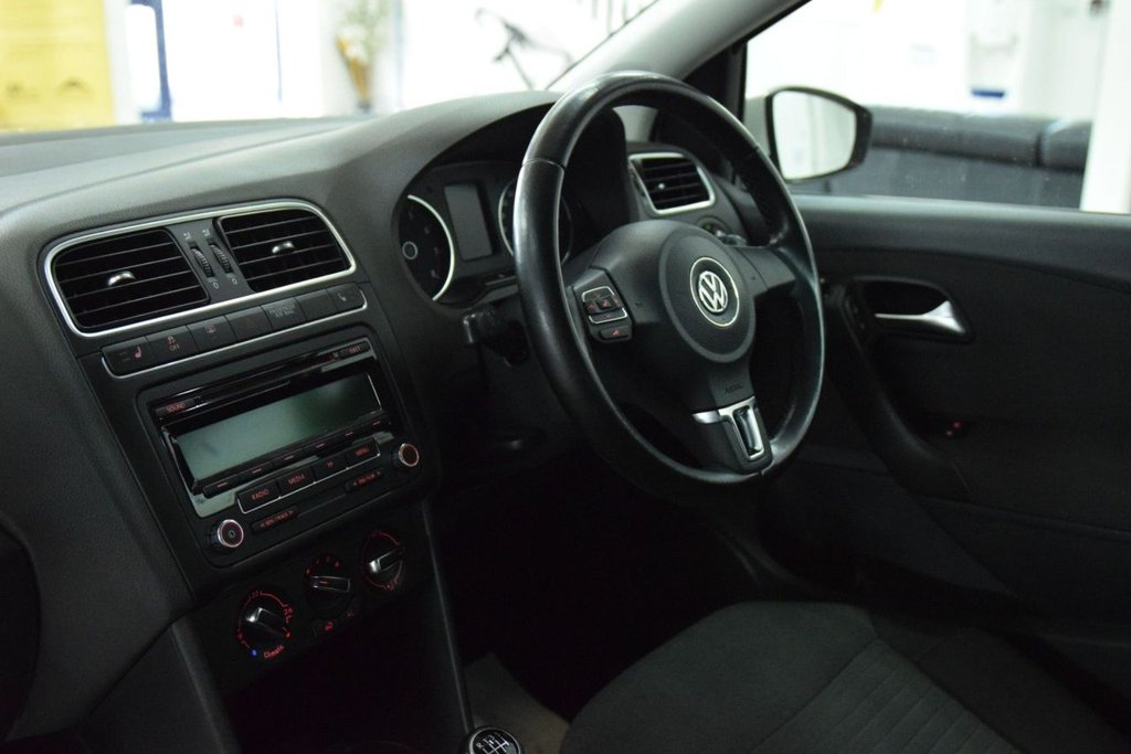 Used Volkswagen Polo 2010 for sale - 78172047: Photo 31