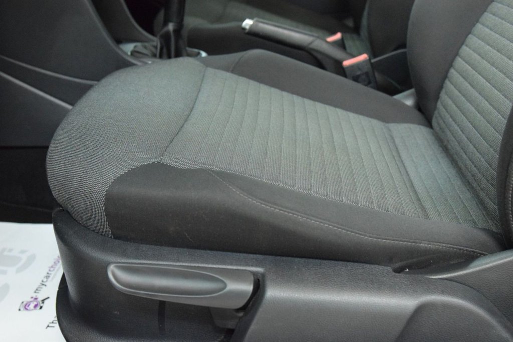 Used Volkswagen Polo 2010 for sale - 78172047: Photo 33