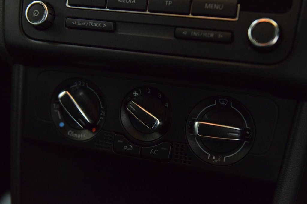 Used Volkswagen Polo 2010 for sale - 78172047: Photo 43