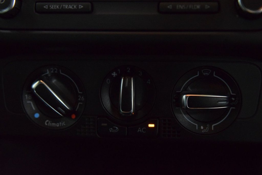 Used Volkswagen Polo 2010 for sale - 78172047: Photo 44