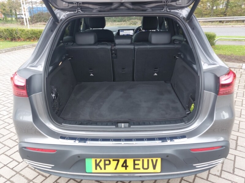 Used Mercedes-Benz EQA 2024 for sale - 76721540: Photo 8