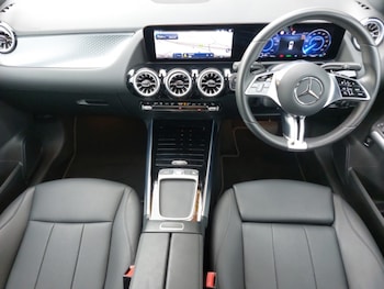 Used Mercedes-Benz EQA 2024 for sale - 76230086: Photo 2
