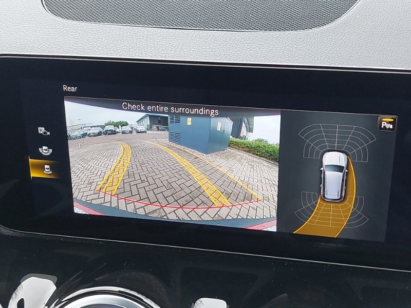 Used Mercedes-Benz EQB 2022 for sale - 76451055: Photo 11