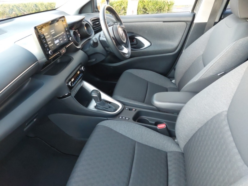 Used Toyota Yaris 2021 for sale - 76408028: Photo 5