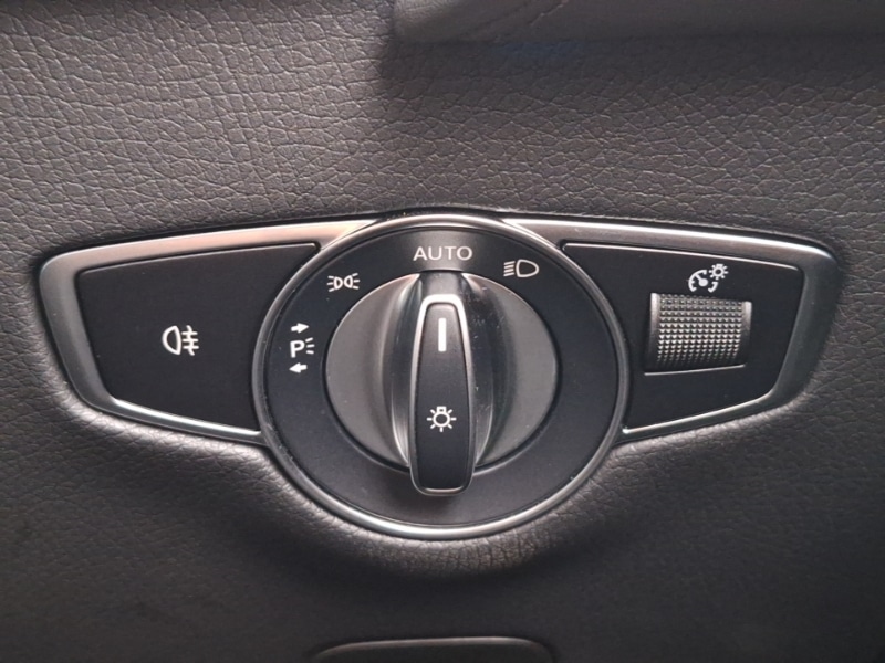 Used Mercedes-Benz EQC 2023 for sale - 77922415: Photo 18