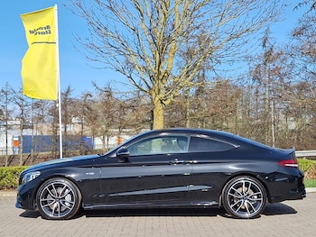 Used Mercedes-Benz C Class 2023 for sale - 77947829: Photo