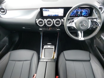 Used Mercedes-Benz EQA 2024 for sale - 76188060: Photo 2