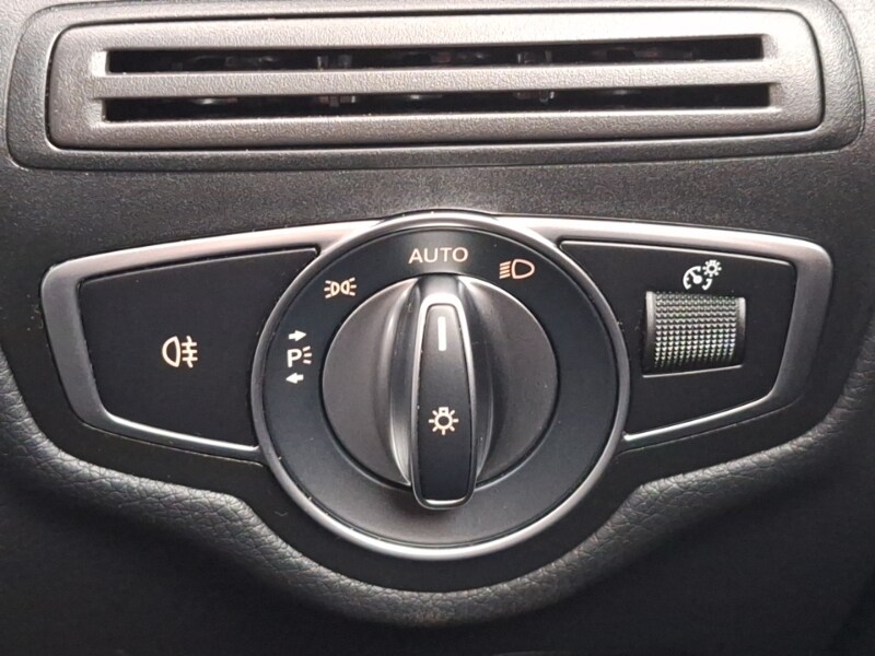 Used Mercedes-Benz GLC 2022 for sale - 77761113: Photo 19