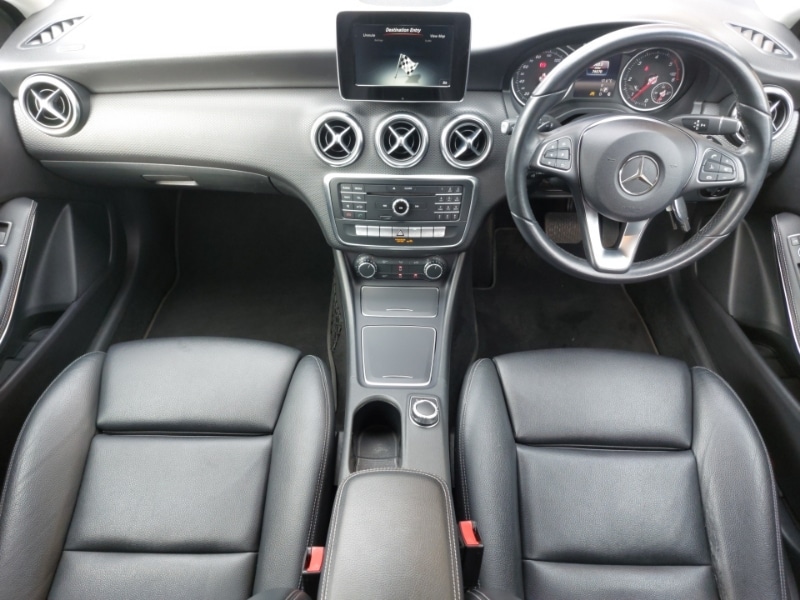 Used Mercedes-Benz A-Class 2016 for sale - 77012475: Photo 2