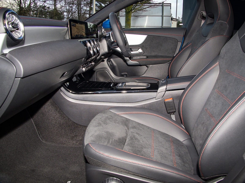 Used Mercedes-Benz CLA 2025 for sale - 77008562: Photo 2