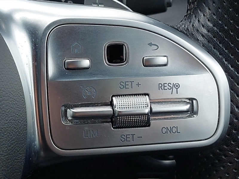Used Mercedes-Benz E-Class 2021 for sale - 75989494: Photo 17