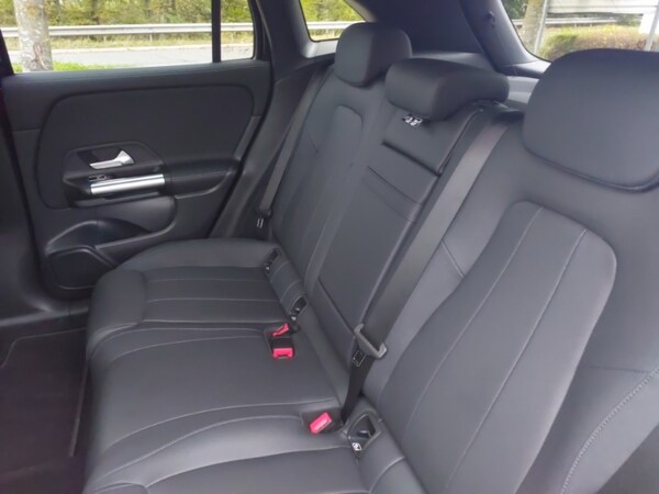 Used Mercedes-Benz EQA 2024 for sale - 76204912: Photo 6