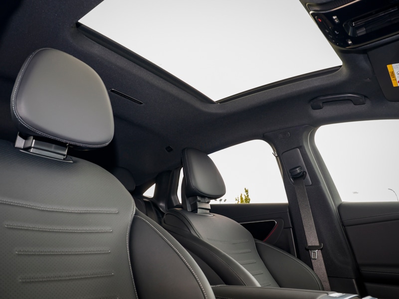 Used Mercedes-Benz GLC 2023 for sale - 76071235: Photo 10