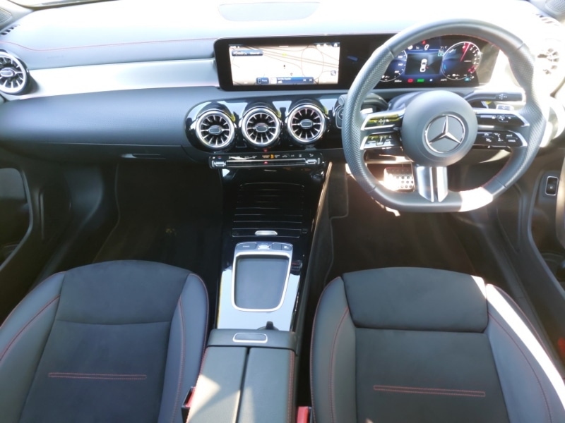 Used Mercedes-Benz CLA 2024 for sale - 75972095: Photo 2
