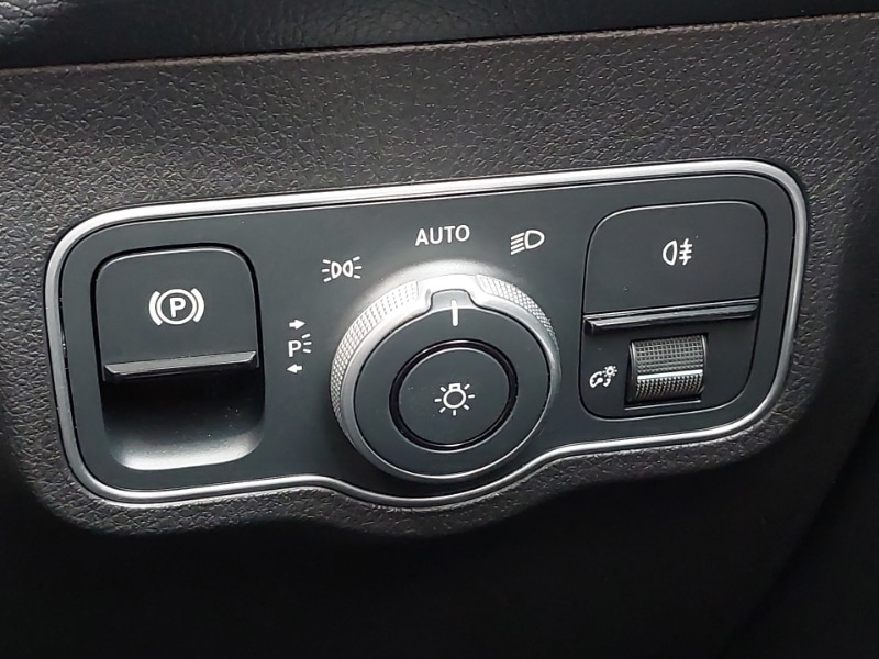 Used Mercedes-Benz GLB 2024 for sale - 76959151: Photo 17