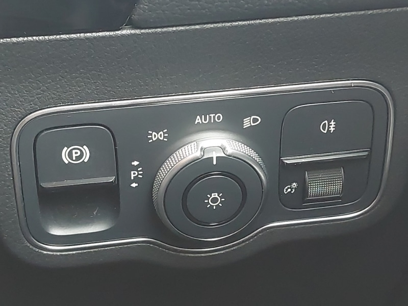 Used Mercedes-Benz GLA 2022 for sale - 77065960: Photo 19