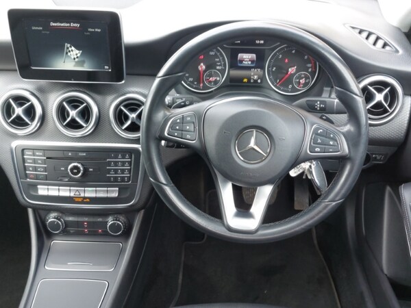 Used Mercedes-Benz A-Class 2016 for sale - 76258528: Photo 7