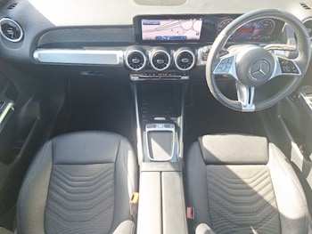 Used Mercedes-Benz GLB 2025 for sale - 78695036: Photo