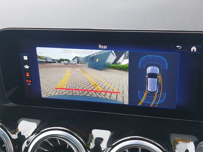 Used Mercedes-Benz EQA 2024 for sale - 76804539: Photo 11