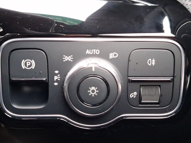 Used Mercedes-Benz A-Class 2021 for sale - 77475948: Photo 18