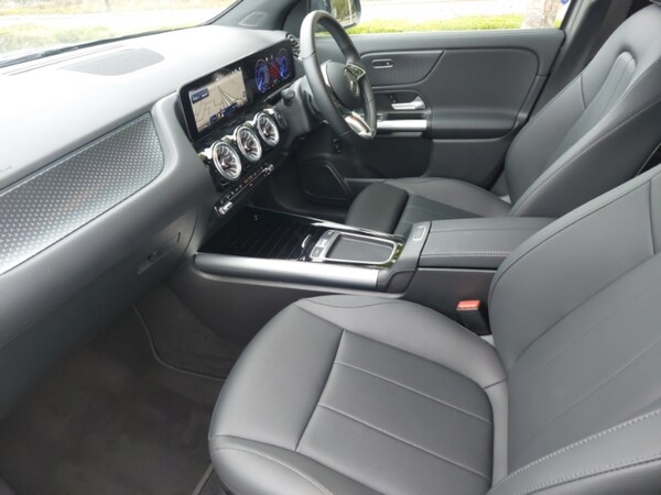 Used Mercedes-Benz EQA 2024 for sale - 76204860: Photo 5