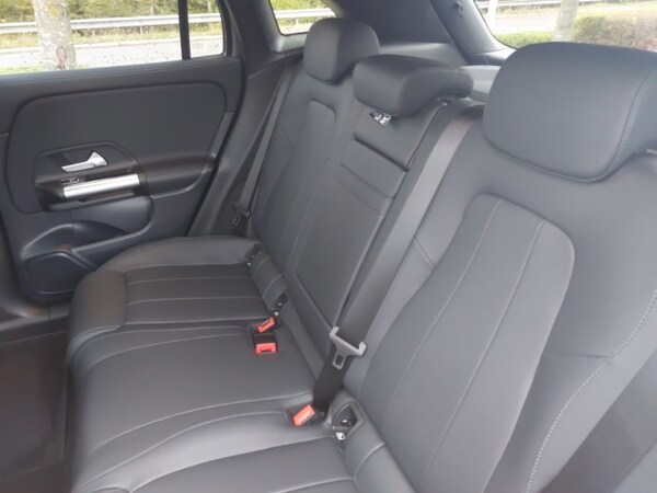 Used Mercedes-Benz EQA 2024 for sale - 76204860: Photo 6
