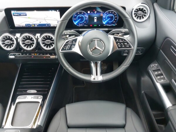 Used Mercedes-Benz EQA 2024 for sale - 76204860: Photo 7