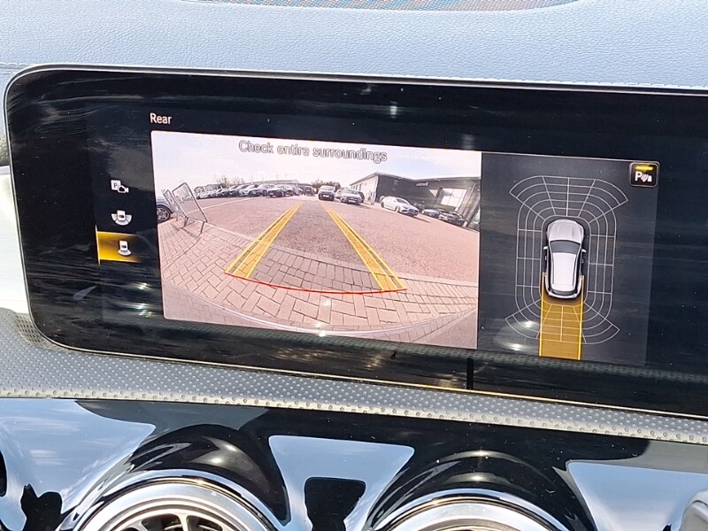 Used Volkswagen T-Roc 2022 for sale - 77933061: Photo 11