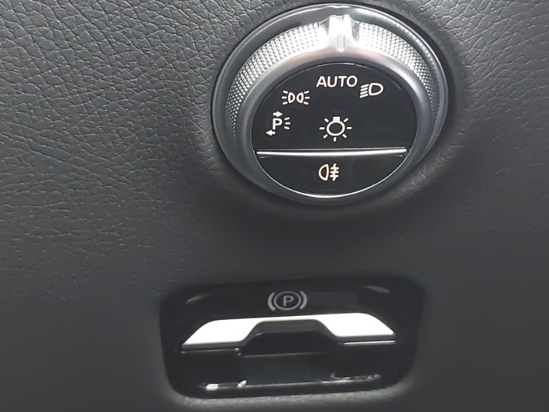 Used Mercedes-Benz GLC 2024 for sale - 76233504: Photo 19